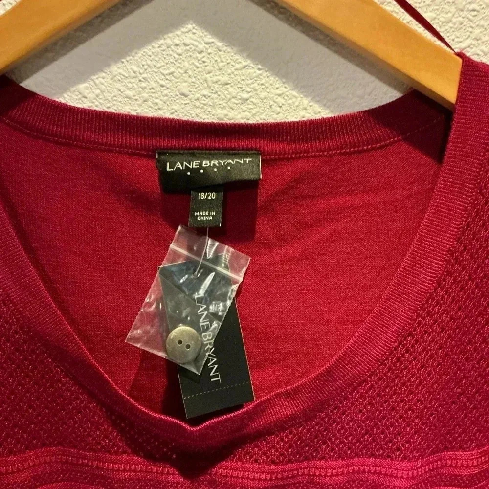18/20 Lane Bryant Short Sleeve Women’s Sweater Round Neck W/Ruched Sides Top - Picture 3 of 7